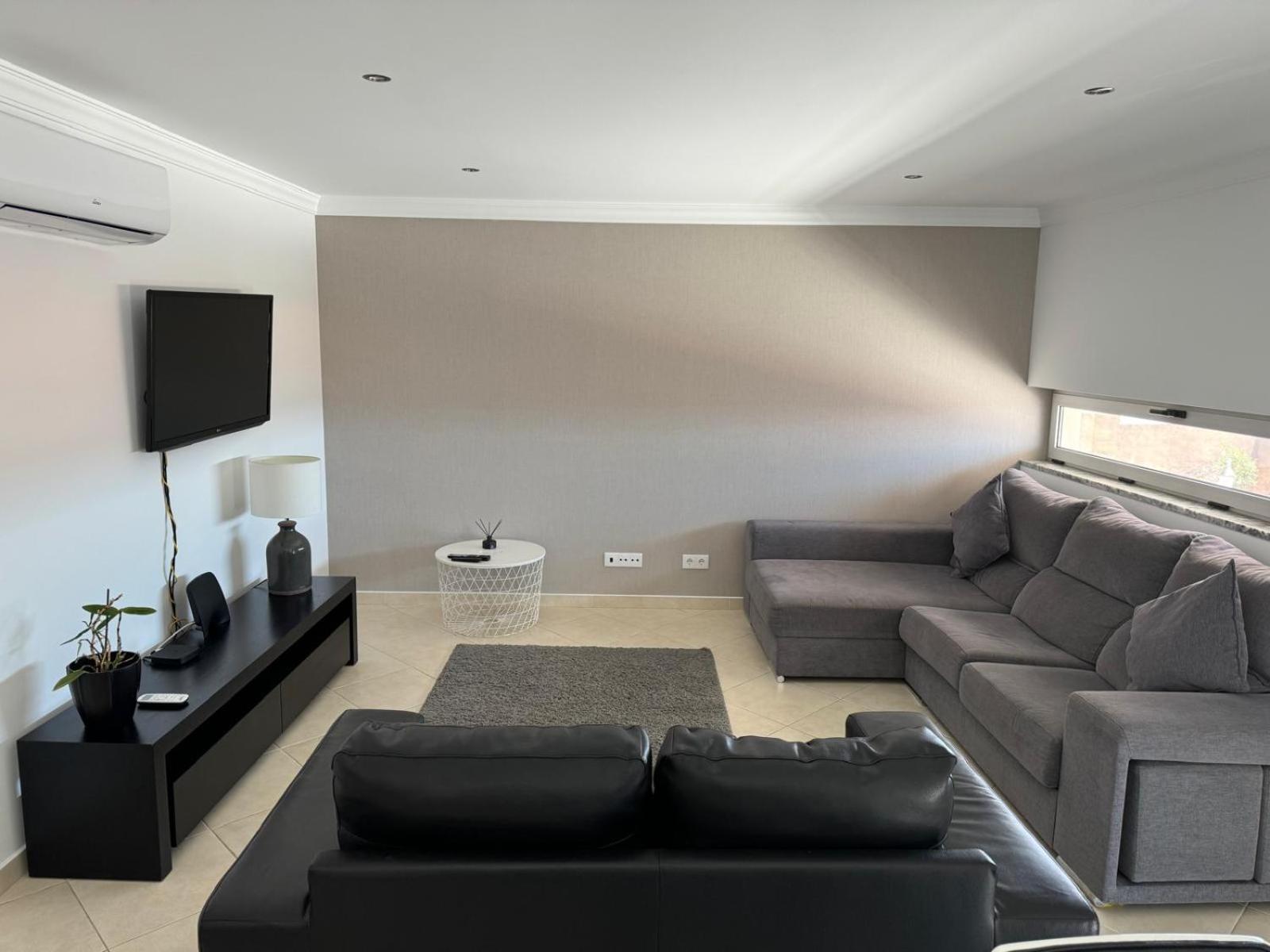 Modern 2 Bed Apartment 5Km Carvoeiro 拉戈阿 外观 照片