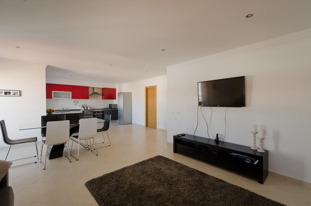 Modern 2 Bed Apartment 5Km Carvoeiro 拉戈阿 外观 照片