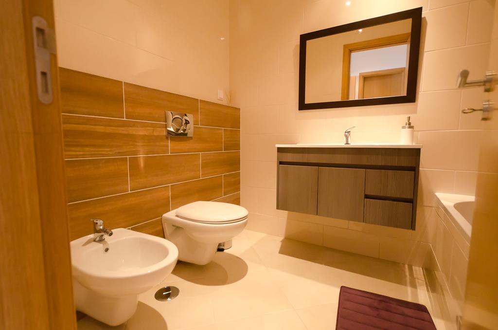Modern 2 Bed Apartment 5Km Carvoeiro 拉戈阿 外观 照片
